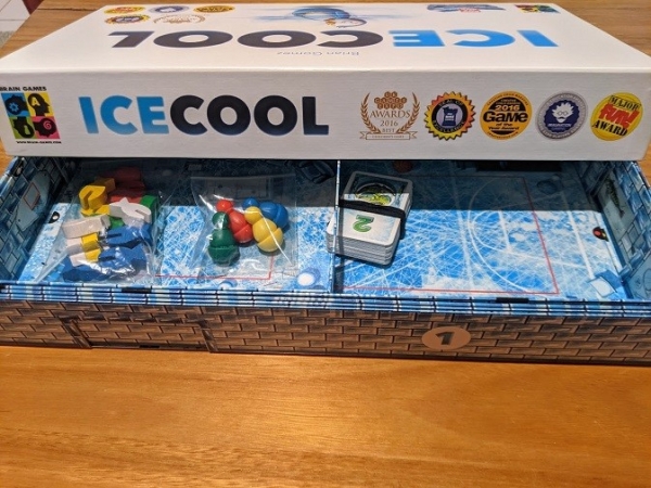 Showing off the insides of the box of ICECOOL. It folds into itself, with room to spare.